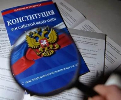 Президент России поддержал идею провести голосование по Конституции 22 апреля